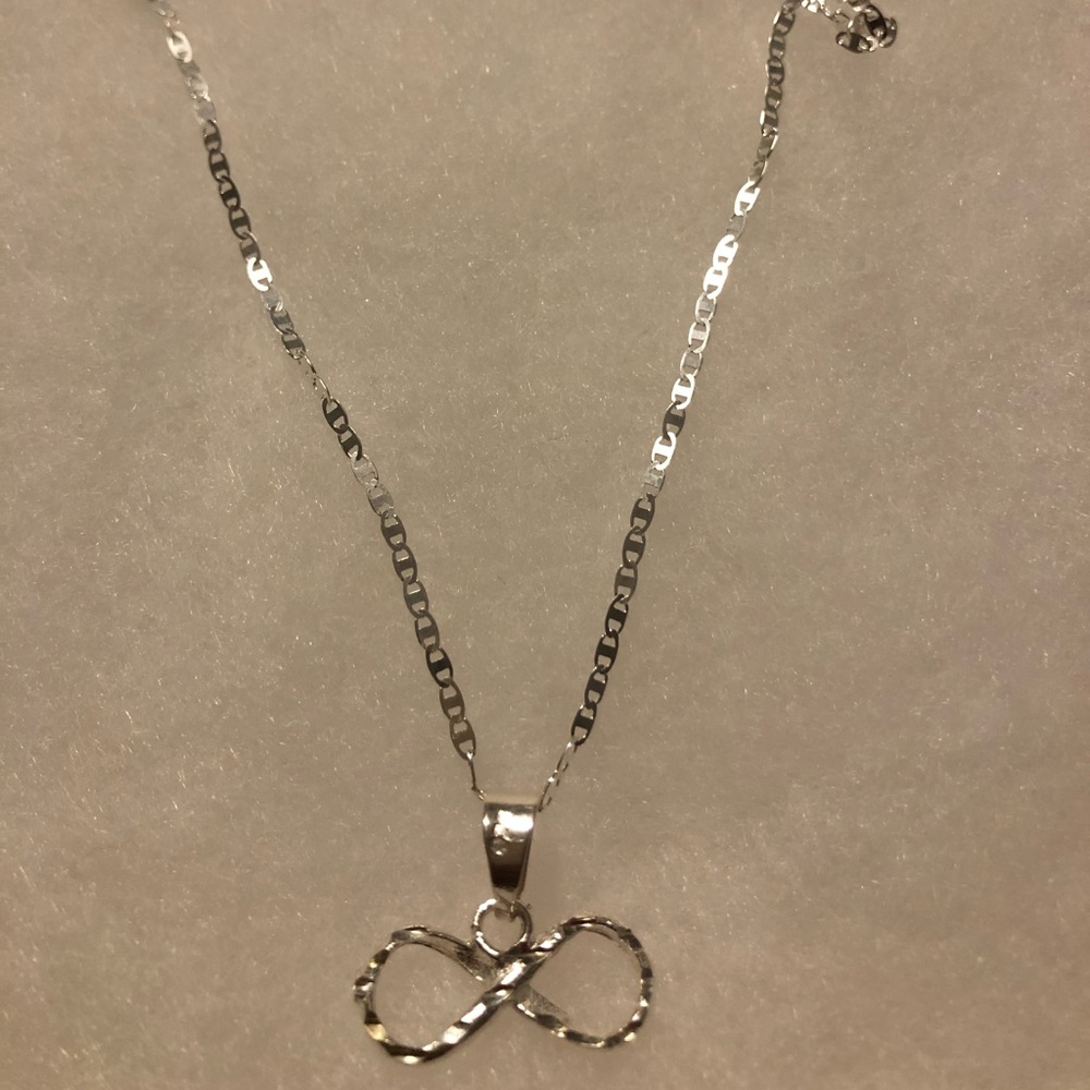 Infinity necklace - Picture 2 of 2